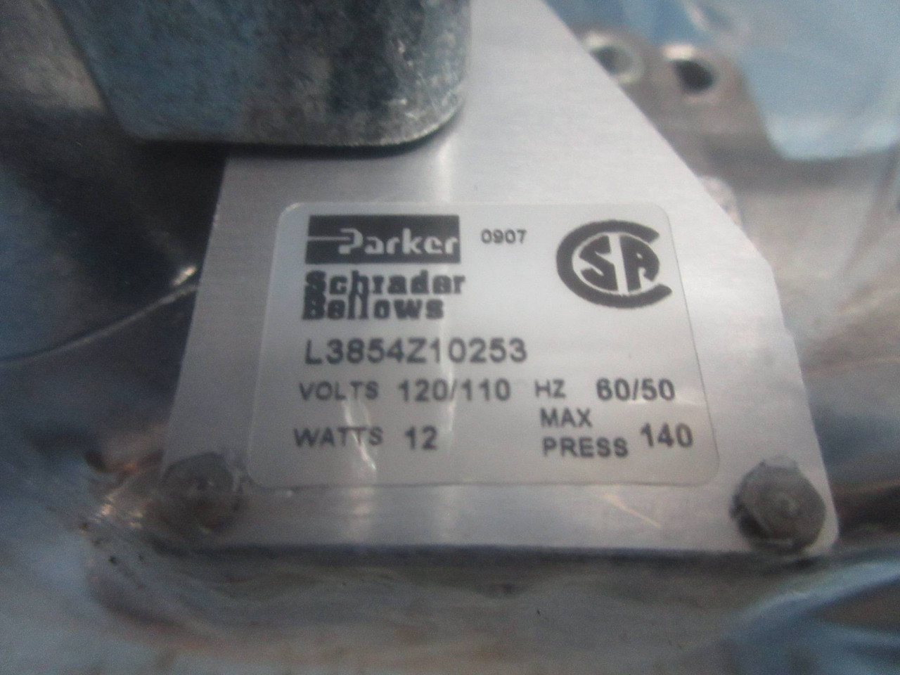 NEW Parker Schrader Bellows L3854Z10253 Valve Assembly 140 PSI 120V NIB (TK2878-2)
