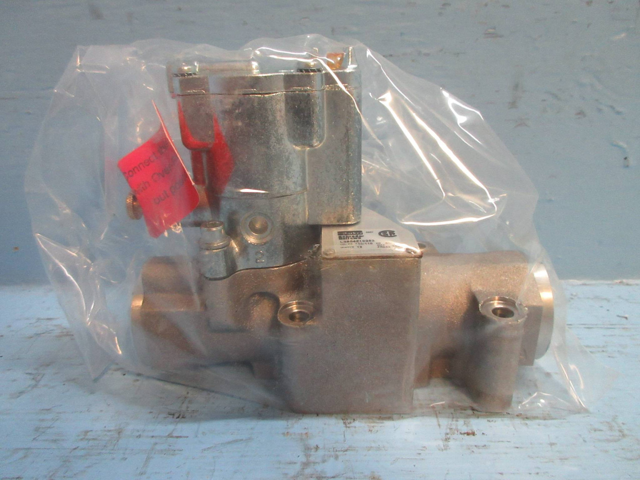 NEW Parker Schrader Bellows L3854Z10253 Valve Assembly 140 PSI 120V NIB (TK2878-2)