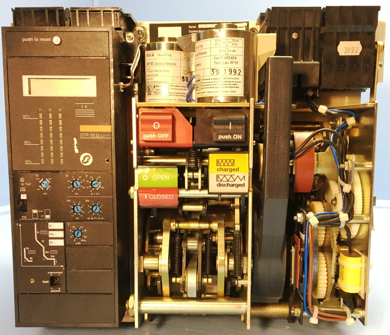 Merlin Gerin MP08H1 800A EO MasterPact LSI Circuit Breaker w/ Display 800 Amp (EM2152-2)