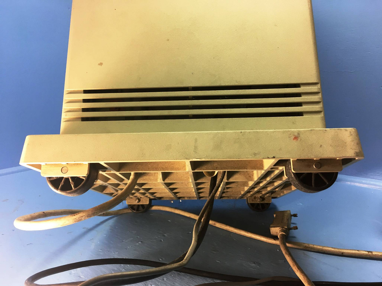 Digital R125F Digital Drive Enclosure R215F-B2-B03 120V 5.2 Amps 340 Watts BA215 (EM2165-1)