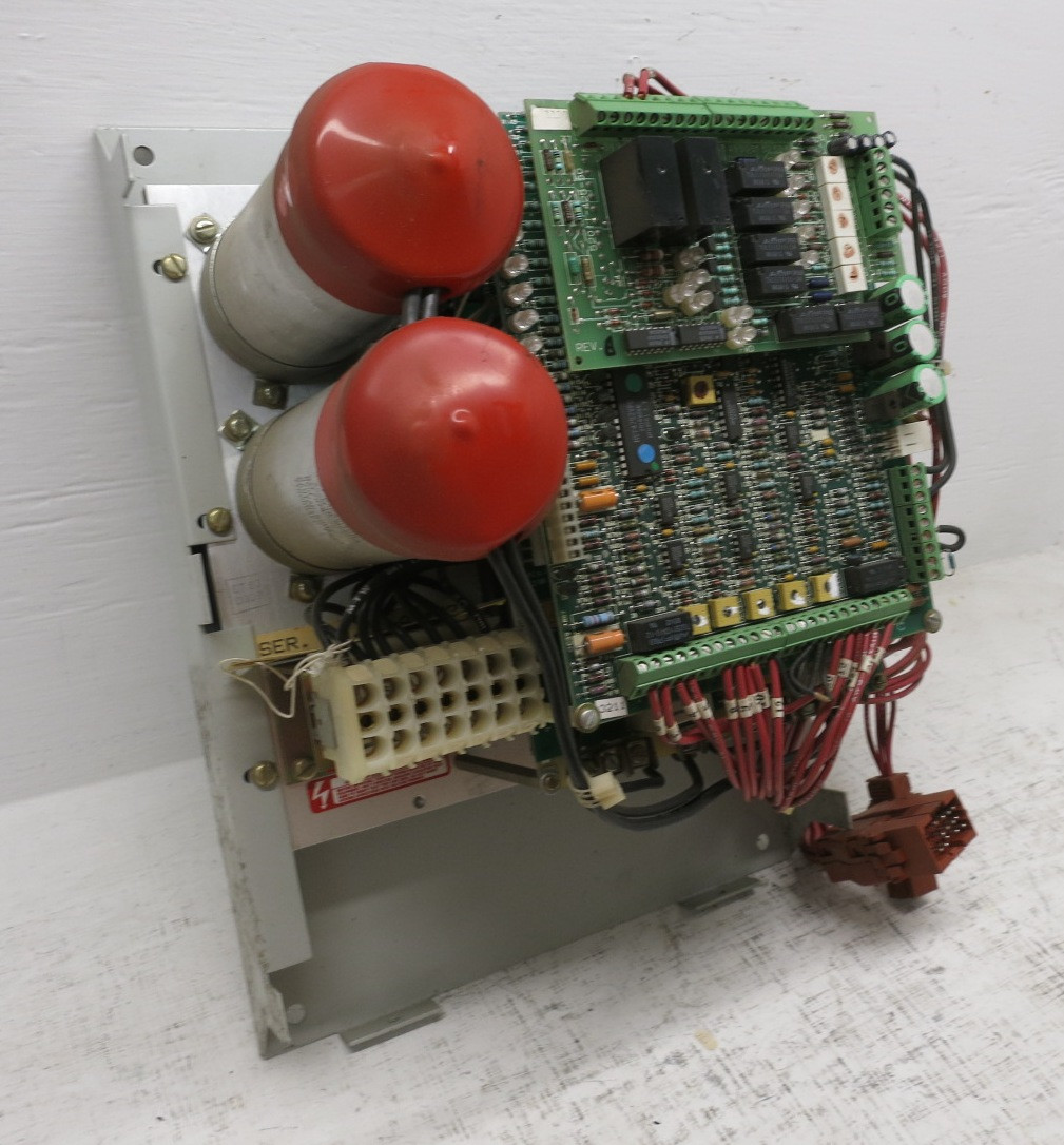 Square D OmegaPak 8804PT00FC4 5 HP AC VS Drive 460V 8804-PT00FC4 VFD 7.6A 3PH (EBI4556-8)