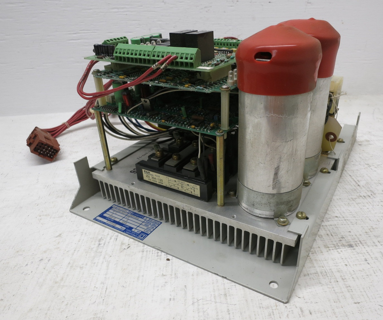 Square D OmegaPak 8804PT00FC4 5 HP AC VS Drive 460V 8804-PT00FC4 VFD 7.6A 3PH (EBI4556-8)