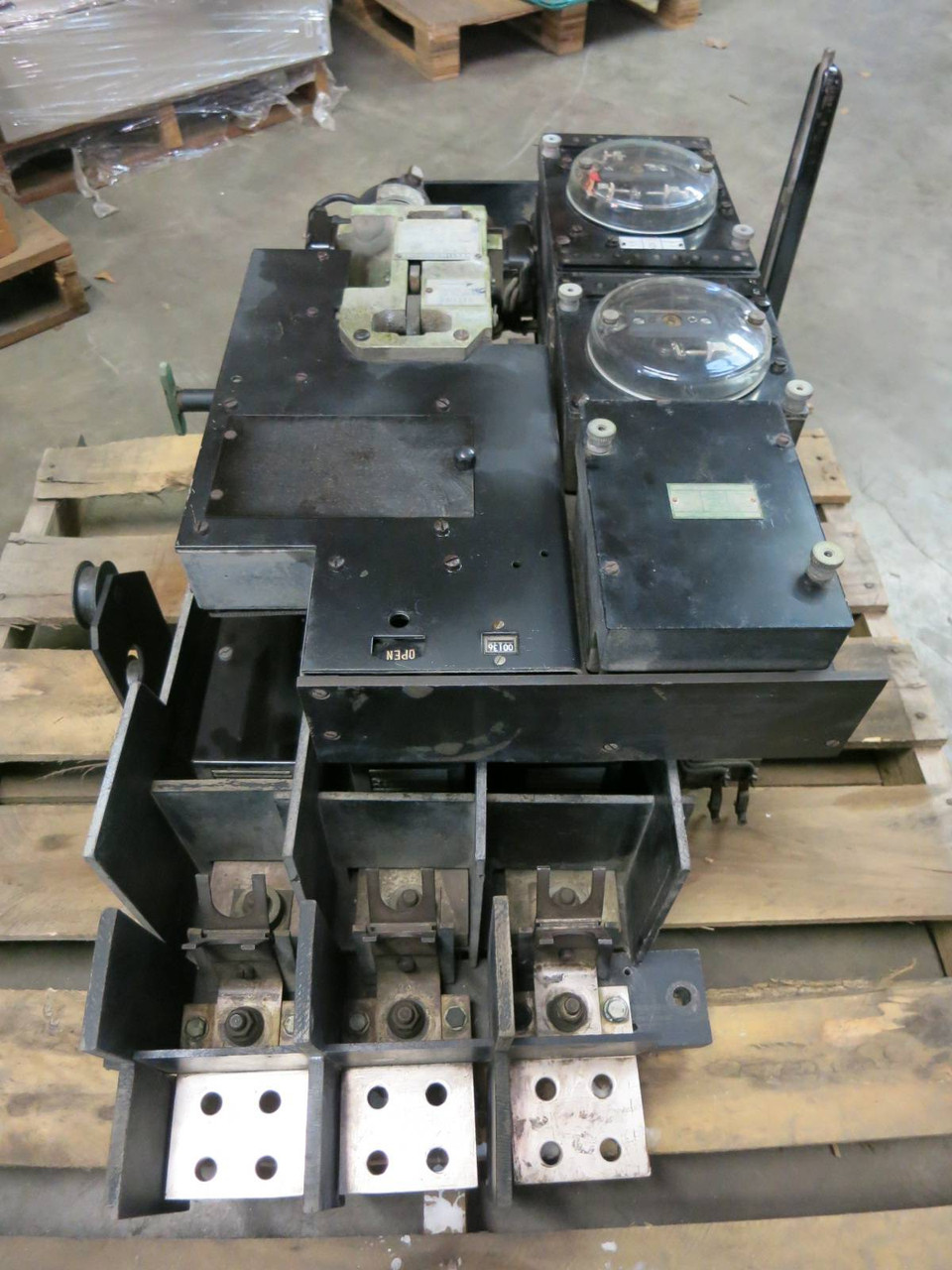 Westinghouse Network Protector CM-22 1600 Amp 480V 3 Phase Delta 60 Hz Breaker (PM2720-1)