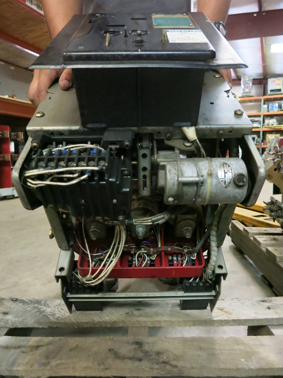 BBC Type K-600S 600A LI Type SS Motor Operated Power Circuit Breaker I-T-E 600 B (PM2724-1)