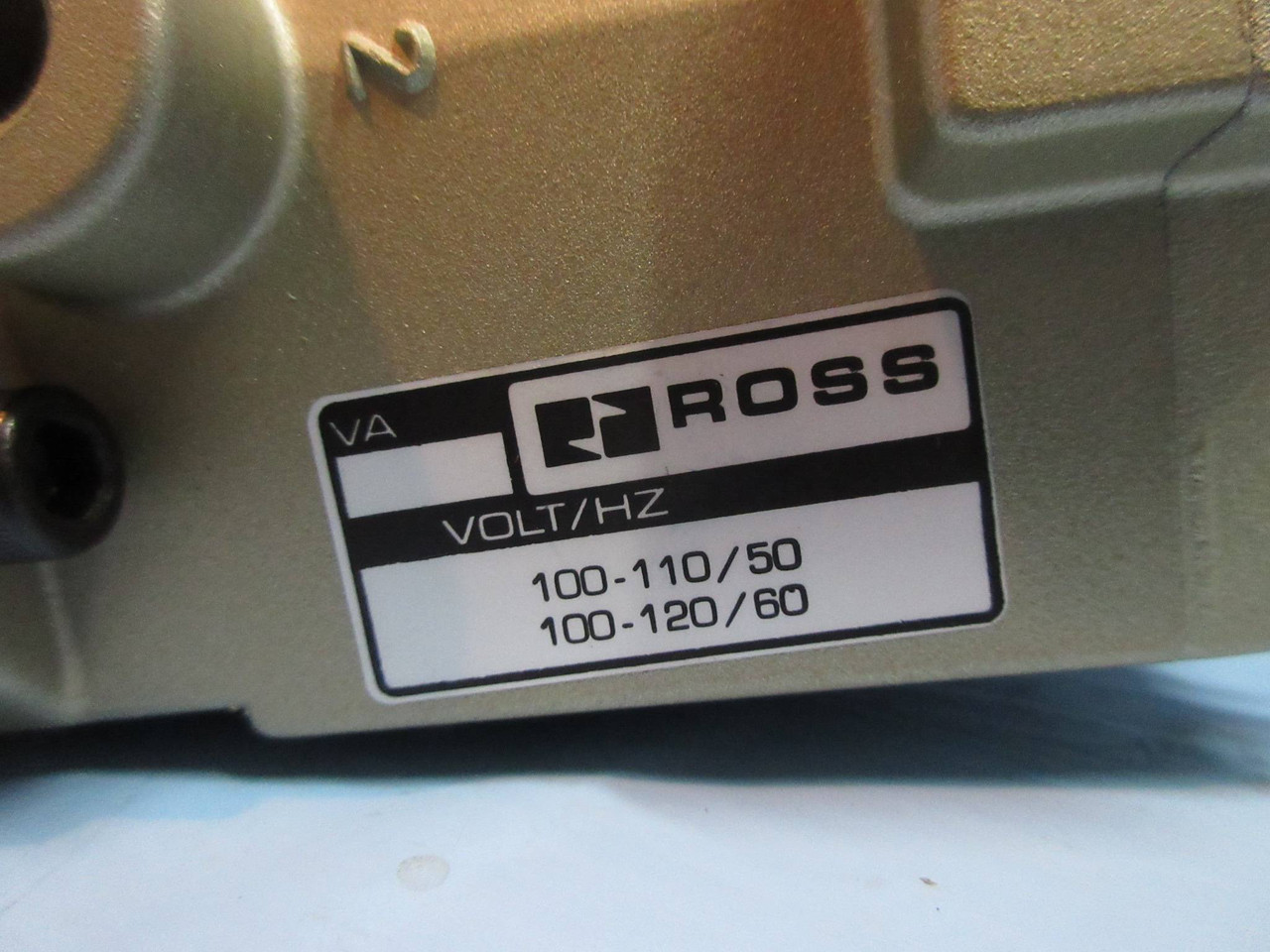 NEW Ross 2171B4011Z Series 21 Single Solenoid Valve 110-120V NIB (TK3014-1)
