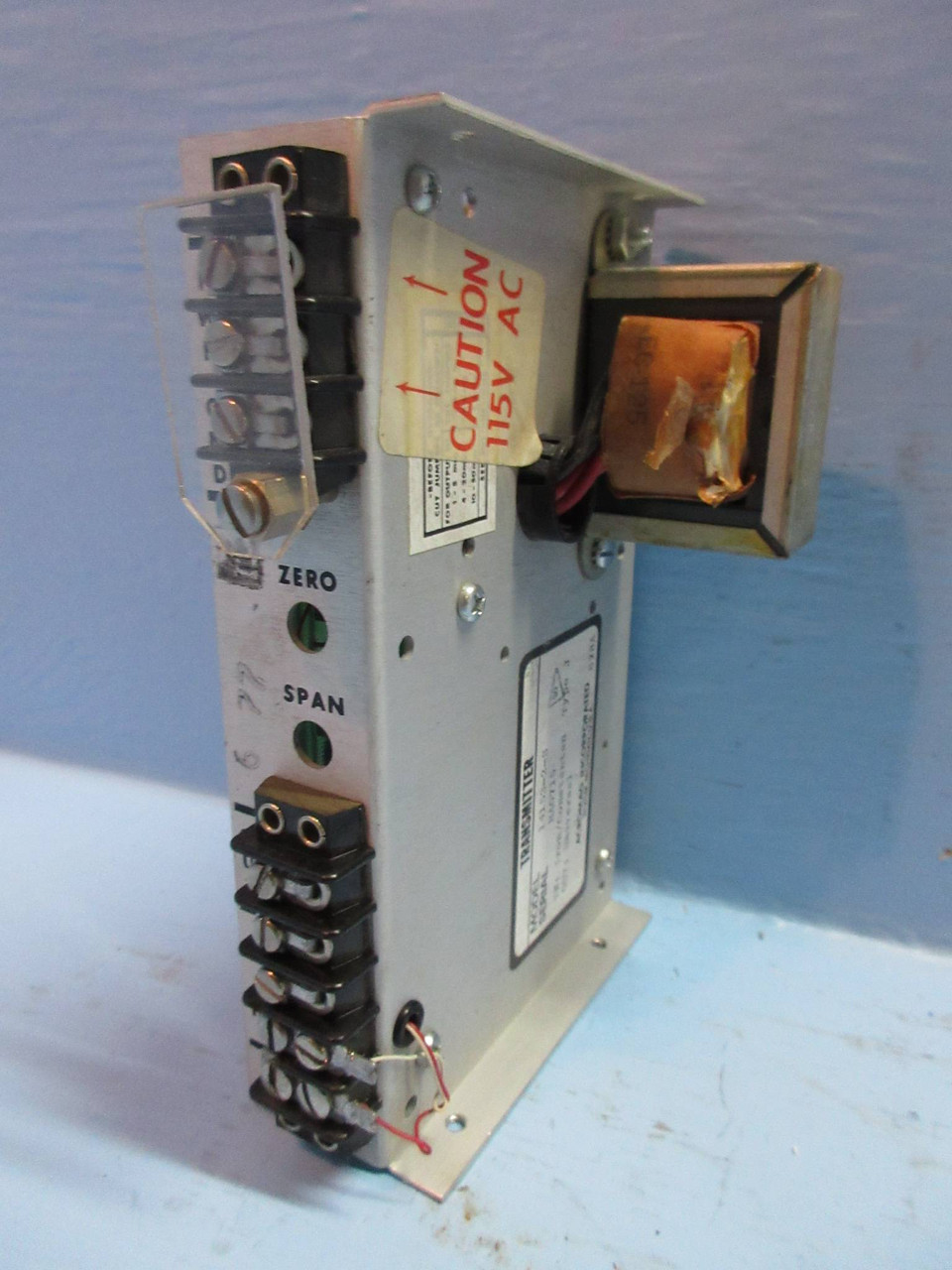 Image of Acromag 14153-2-S Type J Transmitter In - Iron / Constant Out - Universal