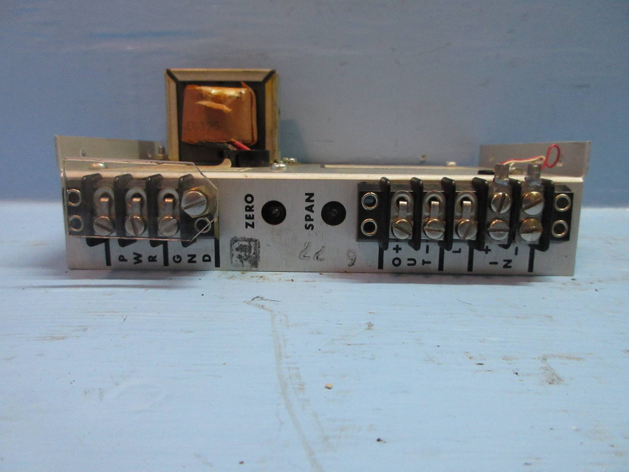 Acromag 14153-2-S Type J Transmitter In - Iron / Constant Out - Universal (TK3036-6)