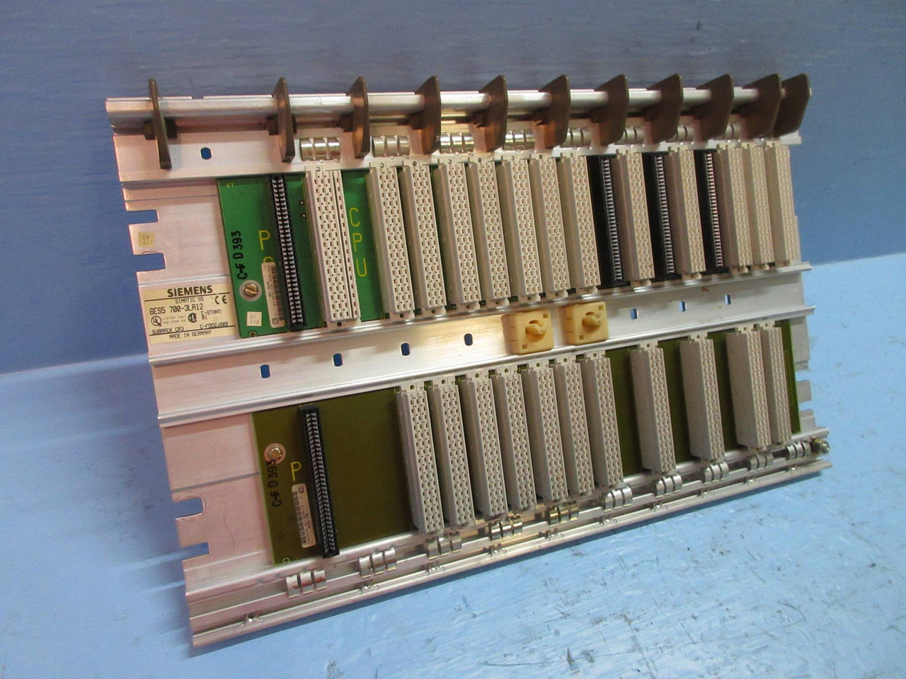 Image of Siemens SIMATIC S5 6ES5 700-3LA12 Subrack CR3 6ES57003LA12