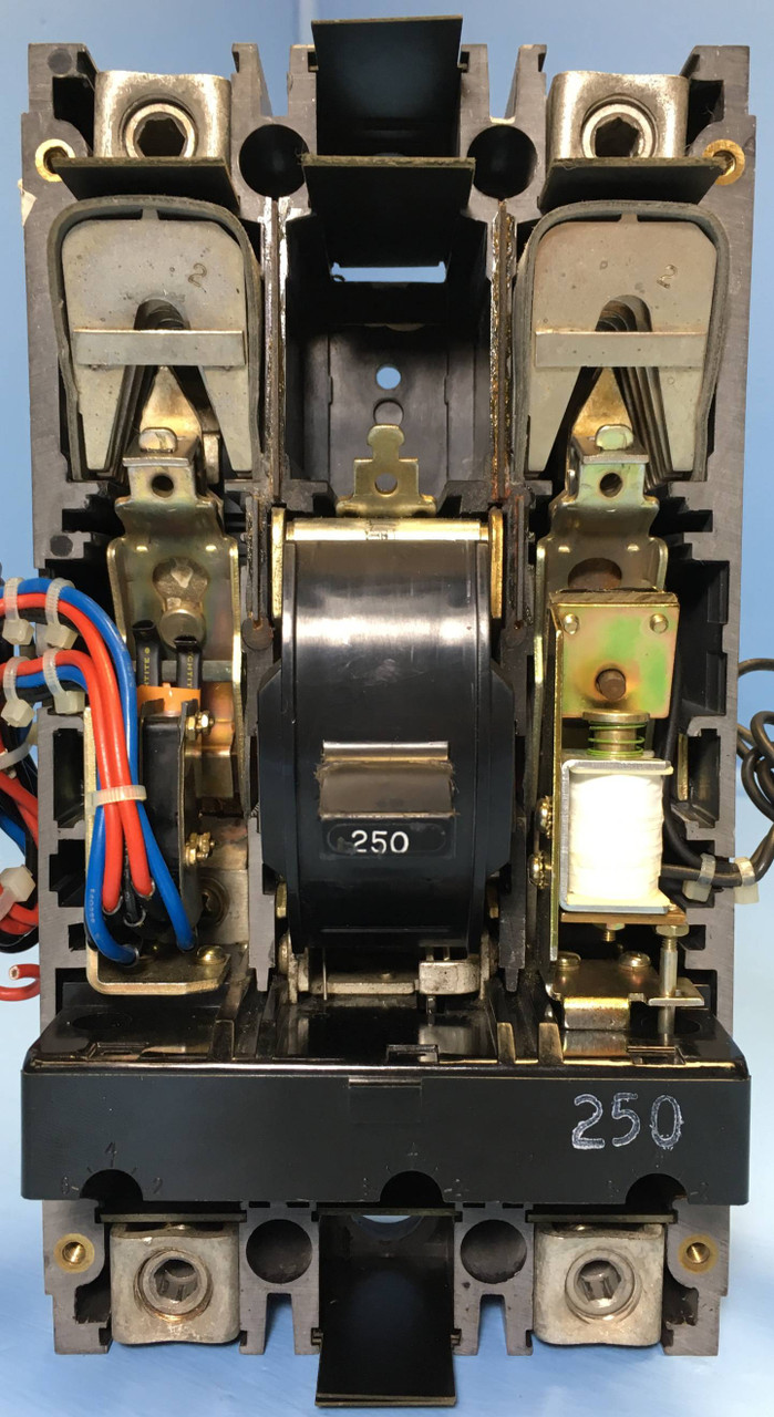 CH Westinghouse DA2250 250A Circuit Breaker w/ Shunt & Aux 2 Pole 250 Amp (EM2367-1)