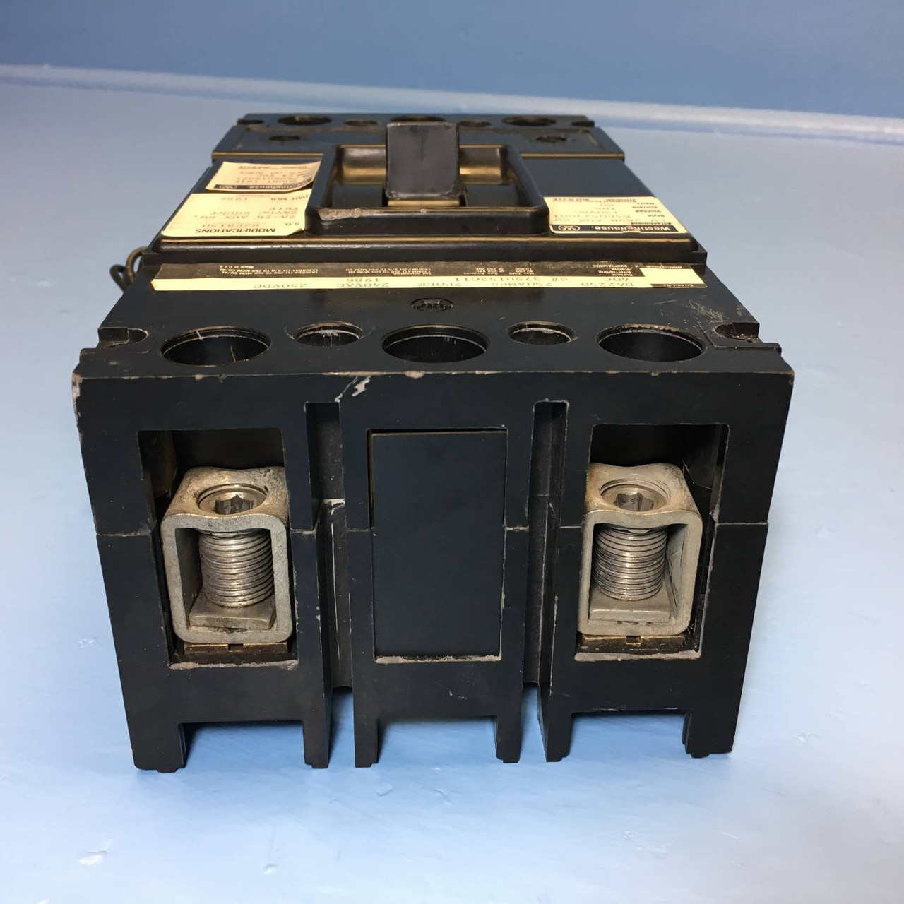 CH Westinghouse DA2250 250A Circuit Breaker w/ Shunt & Aux 2 Pole 250 Amp (EM2367-1)