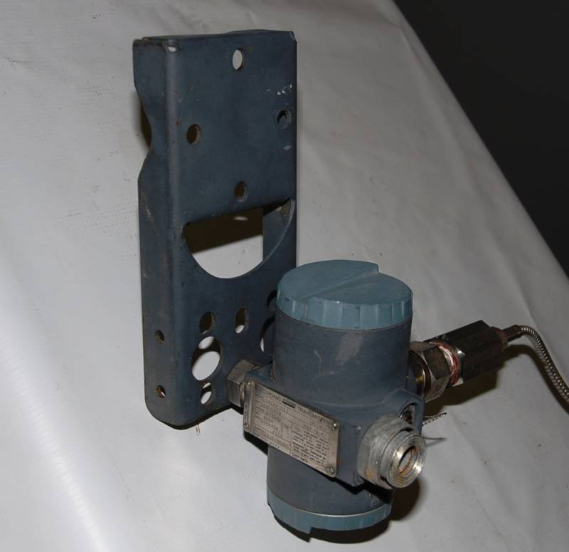 Image of Foxboro 841AX-BI1 Electronic Transmitter with Sensor 841AXBI1 Flow Meter