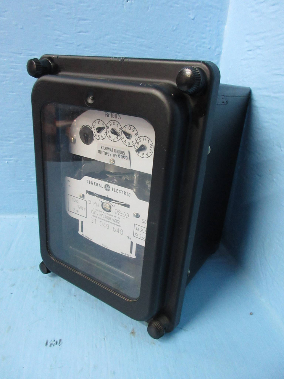 General Electric 700X563G1 2 Stator Watthour Meter Type DS-63/1 120V 3W GE (TK3169-1)