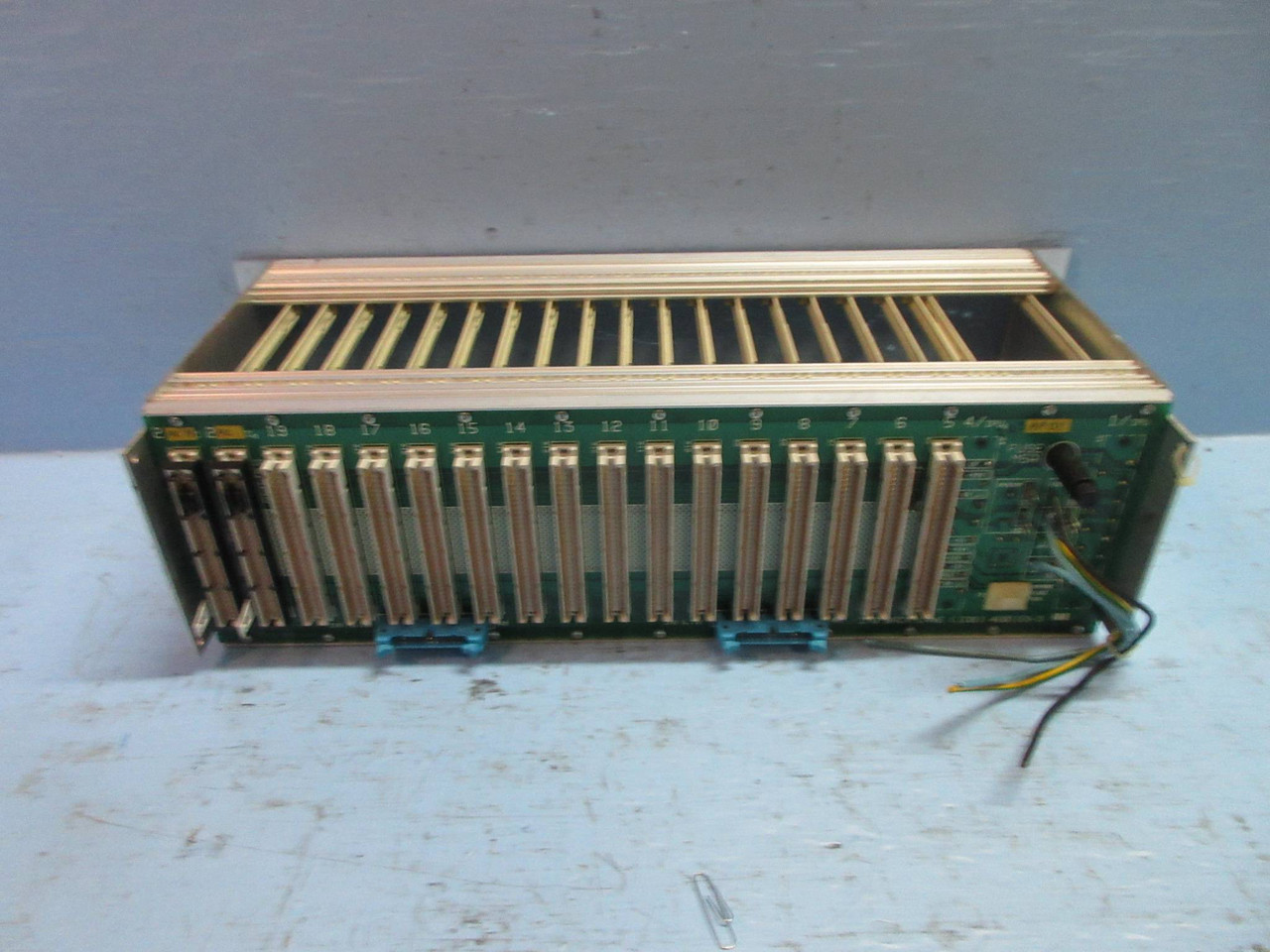 Valmet Automation A413510 PLC Module Chasis Rack & I/O Backplane IOB-420153-3 (TK3220-7)