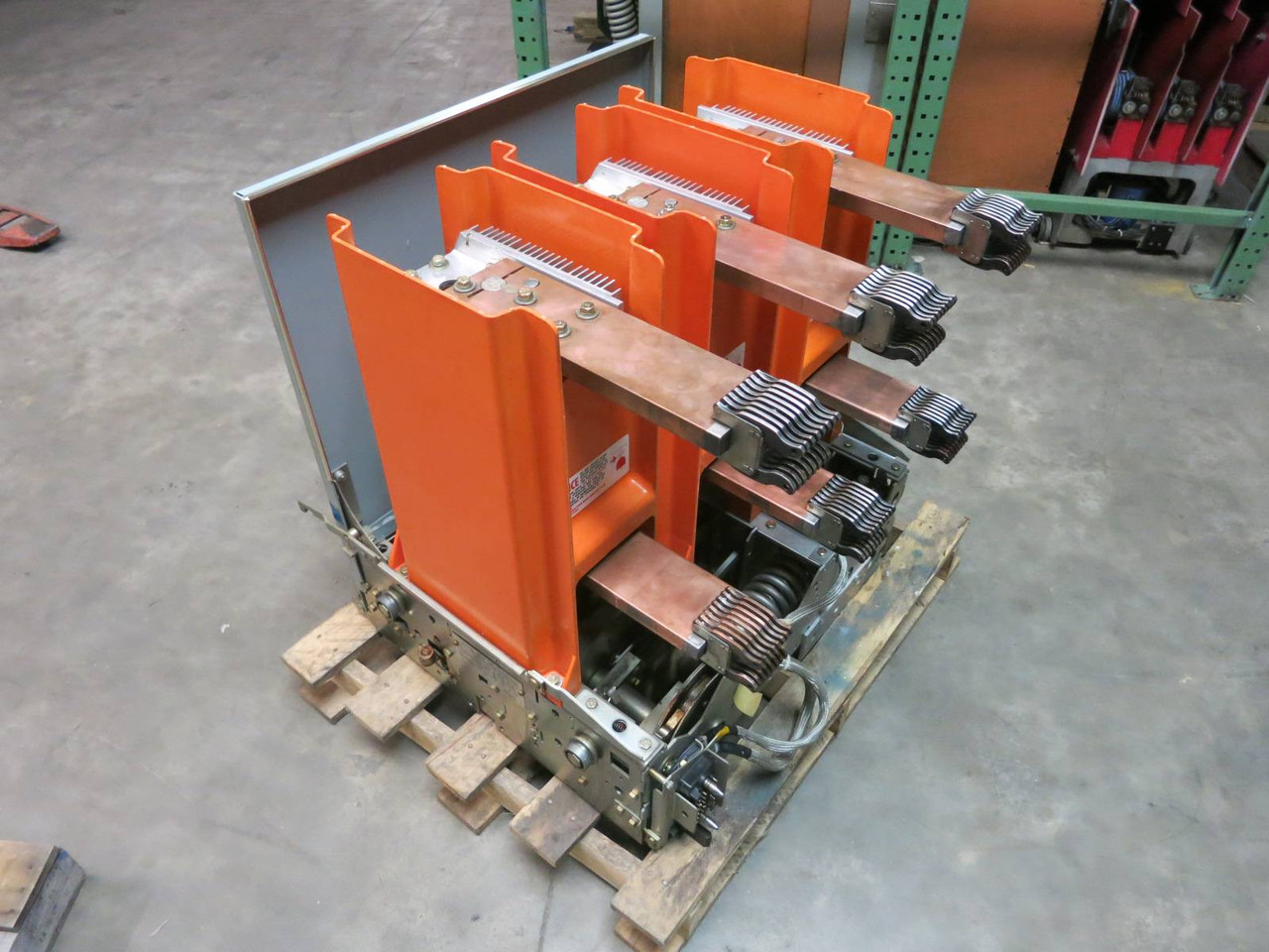 GE Power/Vac 2000A VB 4.16-250-1 5kV Vacuum Breaker General Electric PowerVac (GA0008-1)