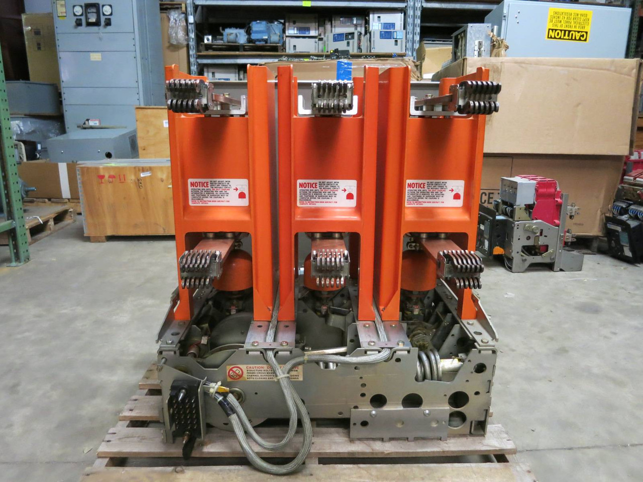 GE Power/Vac 1200A VB 4.16-250-1 5 kV Vacuum Breaker General Electric PowerVac (GA0010-10)