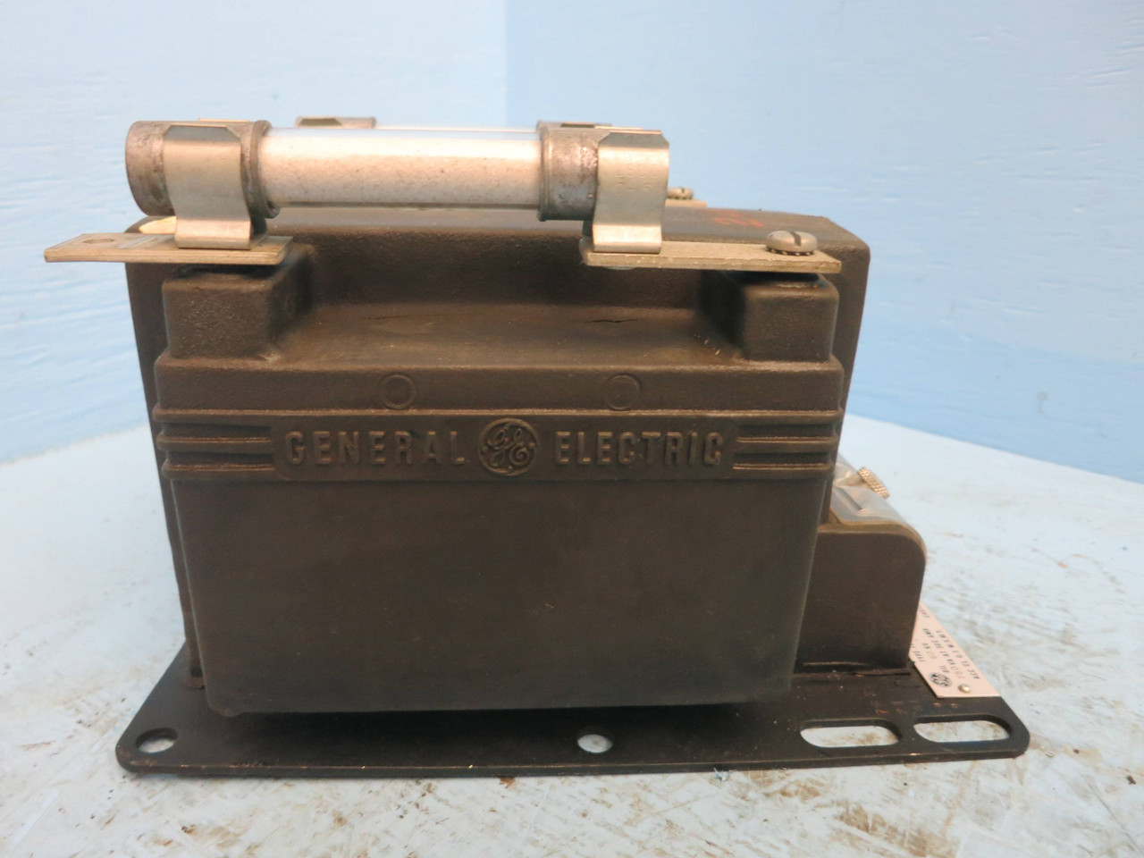 GE 763X21G41 JVM-3 20:1 BIL 60kV 2400V 750 VA 500 VA Voltage Transformer CT (GA0013-1)