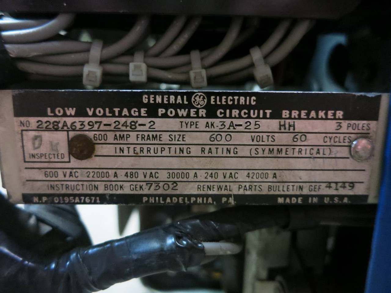 GE AK-3A-25 HH 600A EO Air Breaker LSIG 125VDC General Electric 600 Amp (PM2751-1)