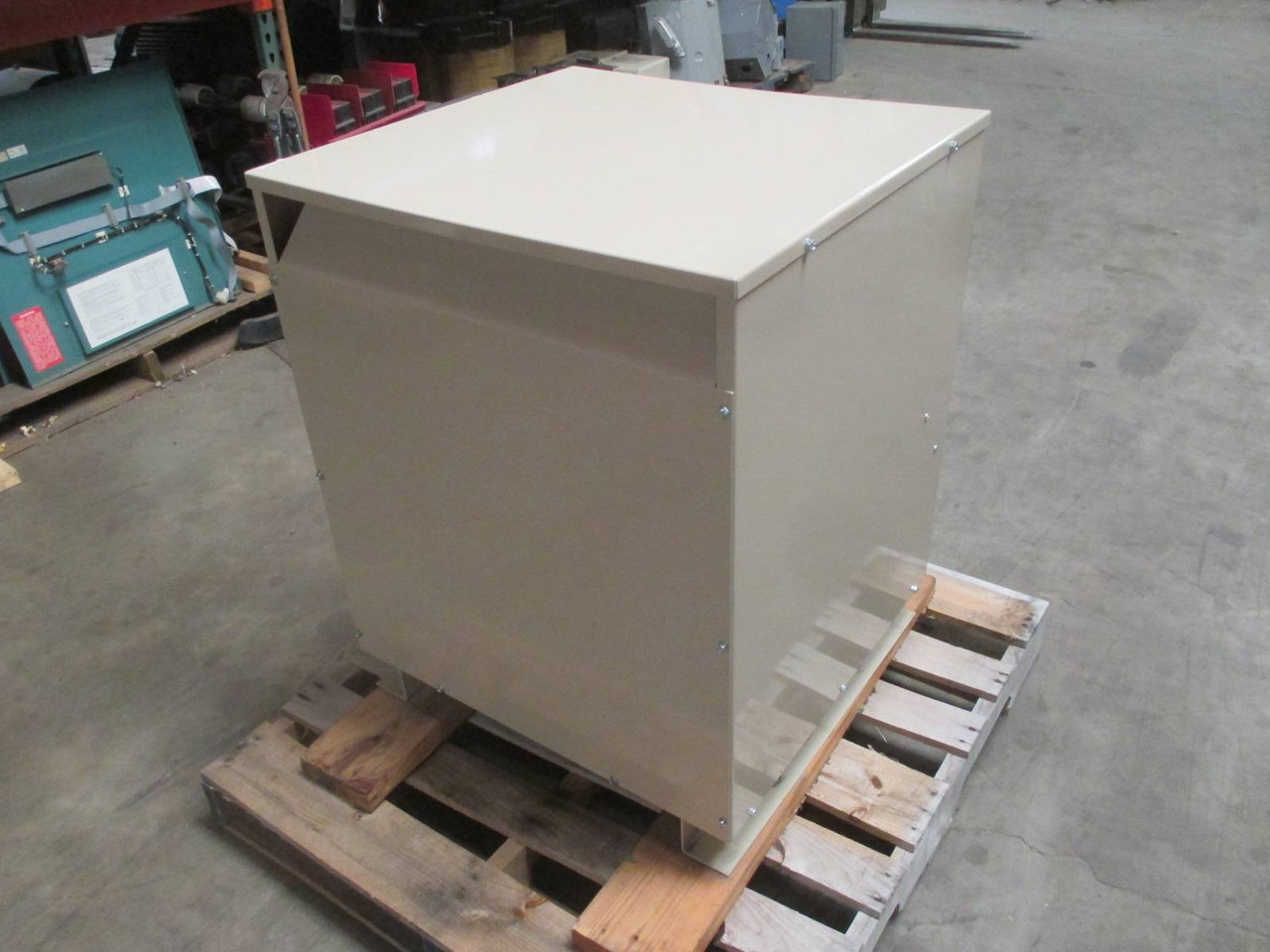 2nd Image of DW0512
