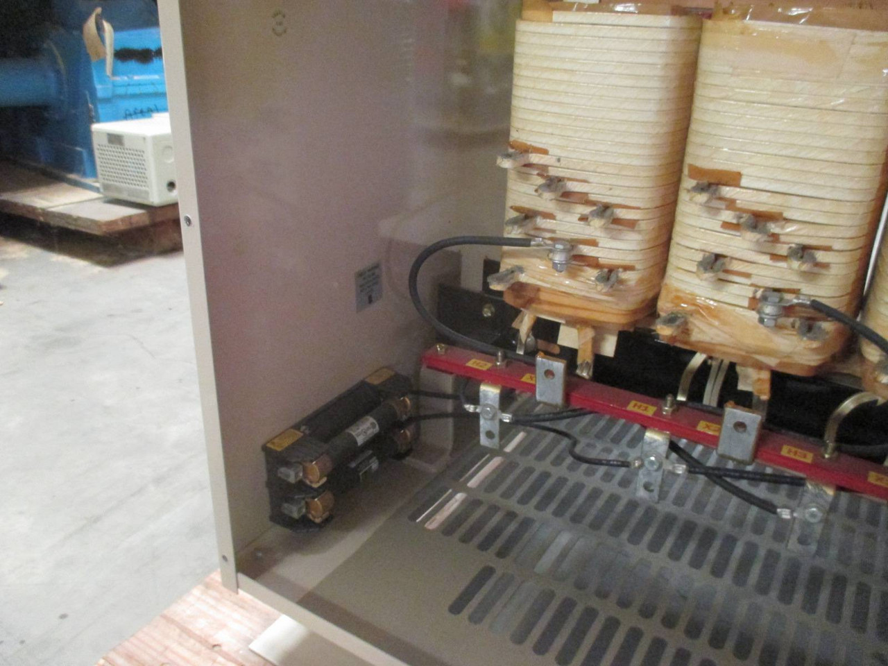 NEW Jefferson 34 kVA 208 Delta to 275Y/159 423-E001-481 Dry Type Transformer 275 (DW0511-1)