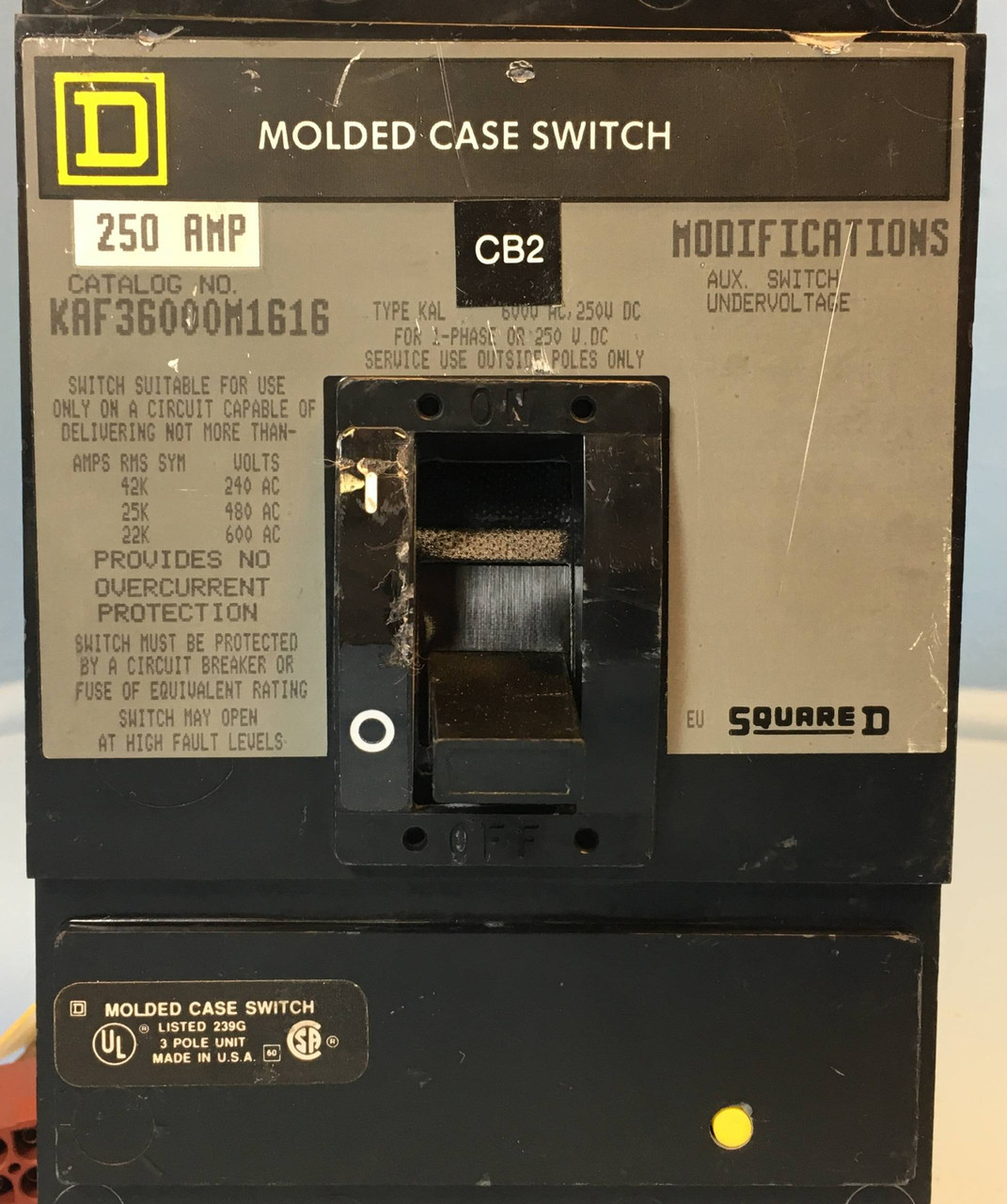 Square D KAF36000M1616 400A Molded Case Switch w/ Aux & UV Trip 600V 3P 400 Amp (EM2465-2)