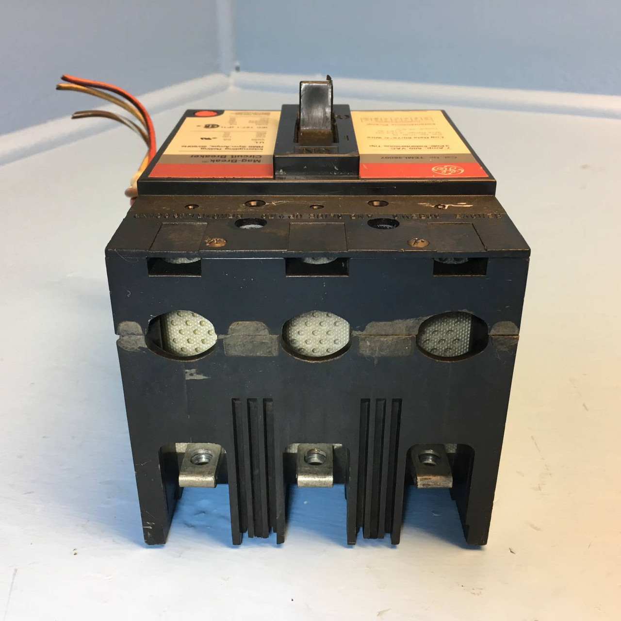 GE TEML36007 7A Mag-Break Circuit Breaker w/ Aux 600V 3P 7 Amp General Electric (EM2505-6)