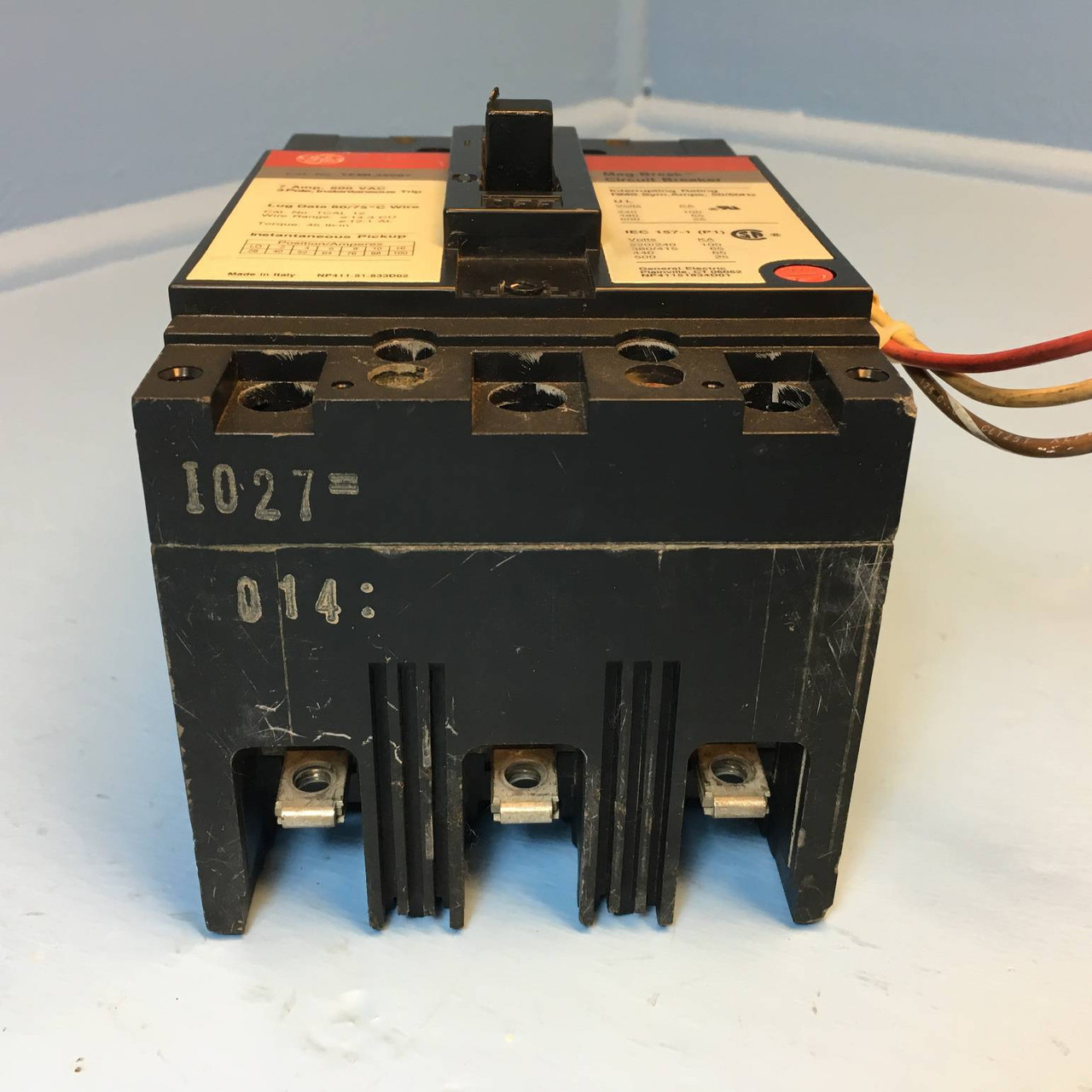 GE TEML36007 7A Mag-Break Circuit Breaker w/ Aux 600V 3P 7 Amp General Electric (EM2505-6)