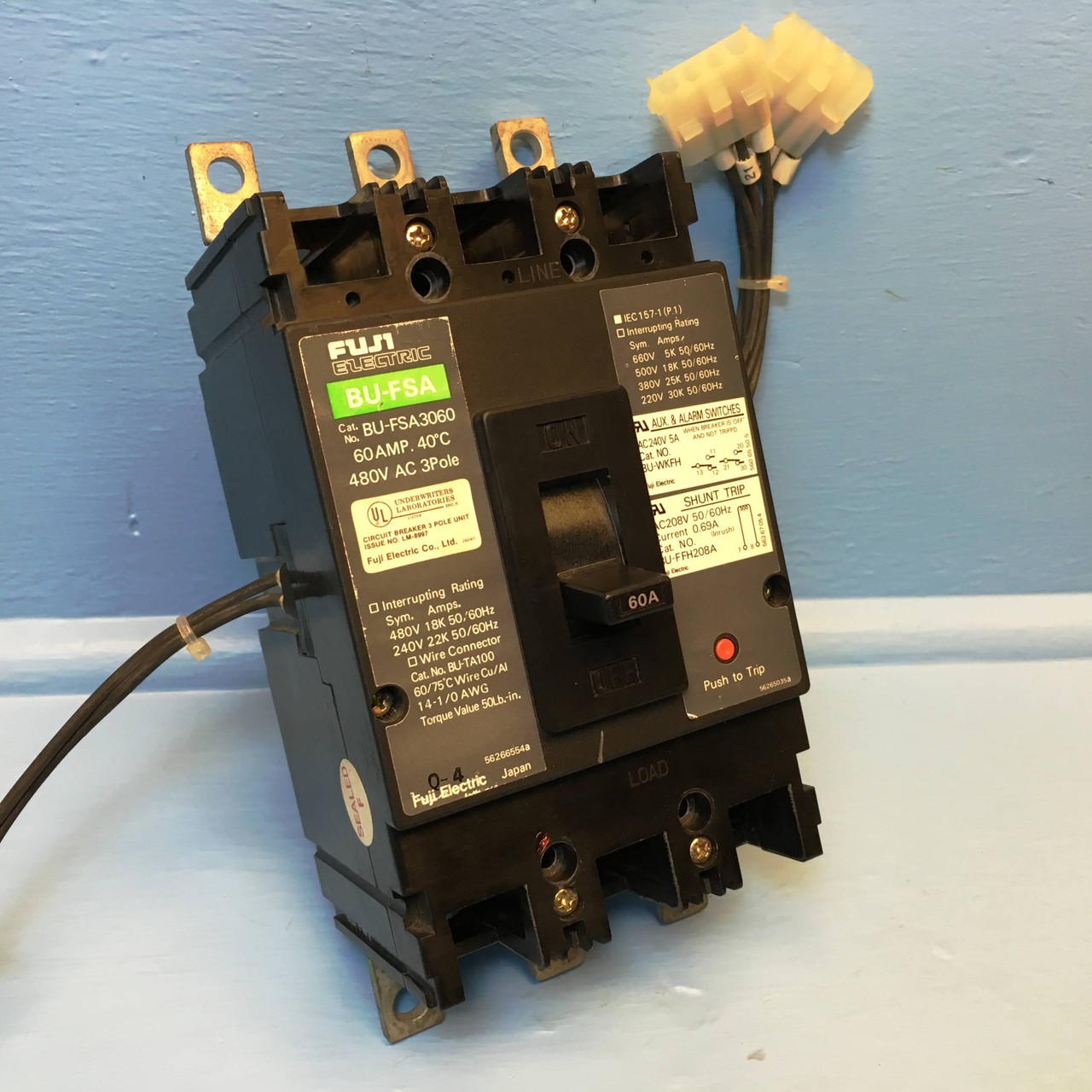Fuji BU-FSA3060 60A Circuit Breaker BU-FSA w/ Shunt & Aux & Alarm 480V 3P 60 Amp (EM2521-1)