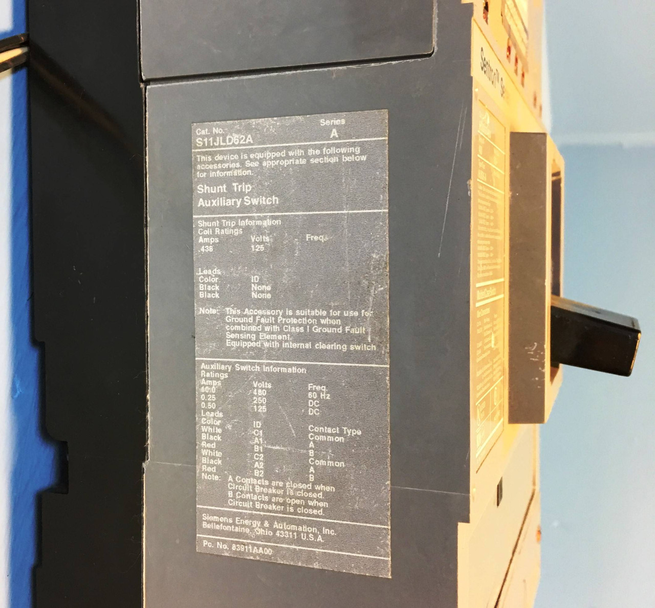 Siemens HJXD63S400A 400A Sentron Molded Case Switch w/ LV Switch & Shunt & Aux (EM2531-2)