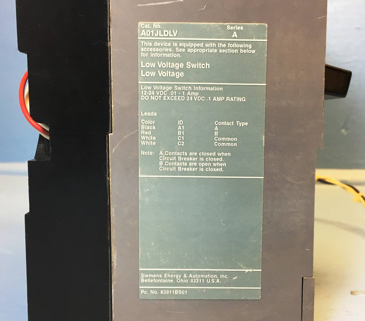 Siemens HJXD63S400A 400A Sentron Molded Case Switch w/ LV Switch & Shunt & Aux (EM2531-2)