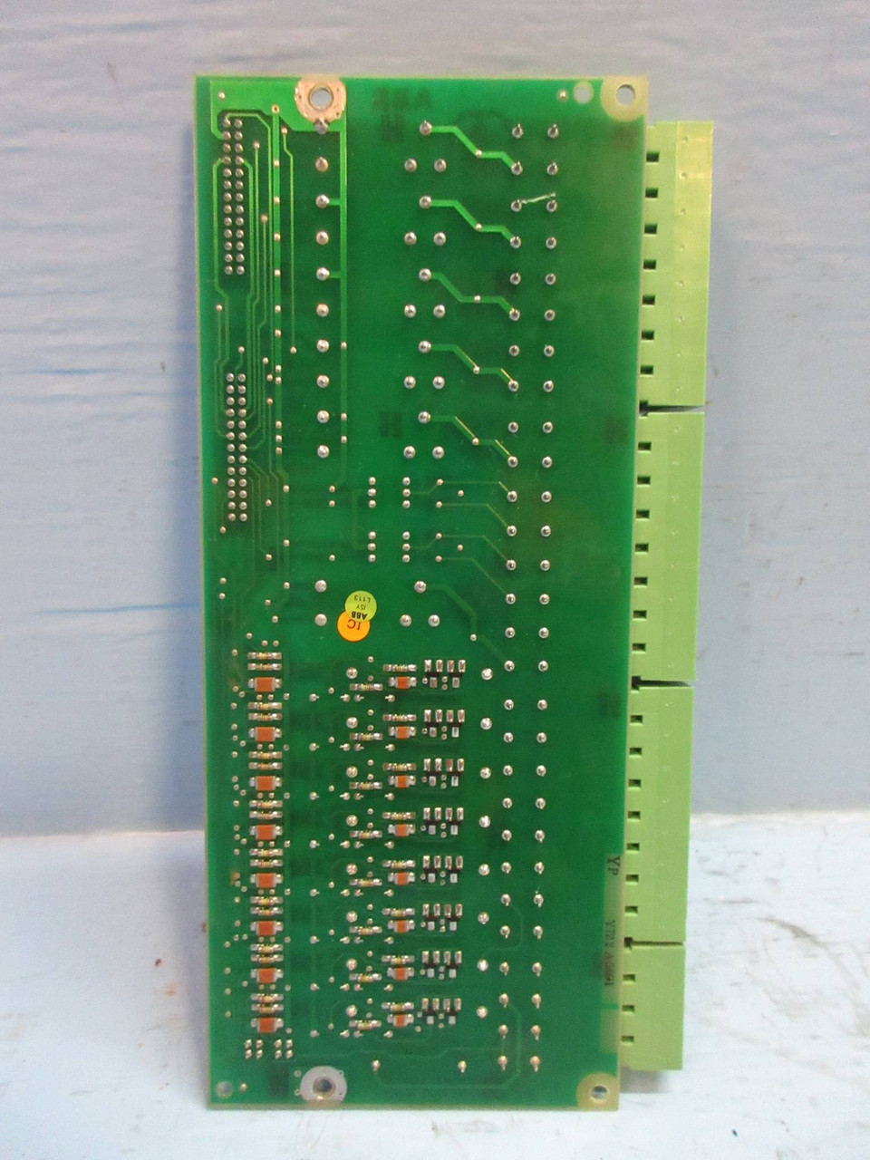 ABB SDCS-IOB-22 Rev. D I/O Digital External Isolated Module PC Control Board PLC (TK3319-1)
