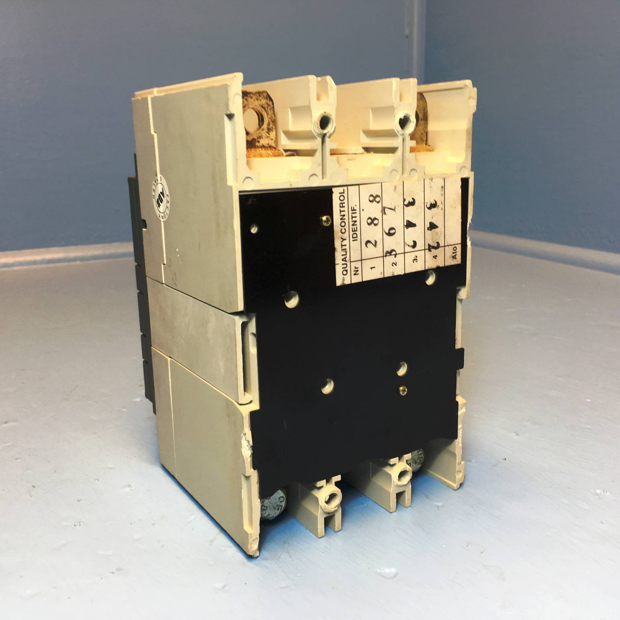 ABB Type S3N SACE S3 70A Circuit Breaker 2 Pole 480 VAC @ 25 kA 70 Amp (EM2568-7)