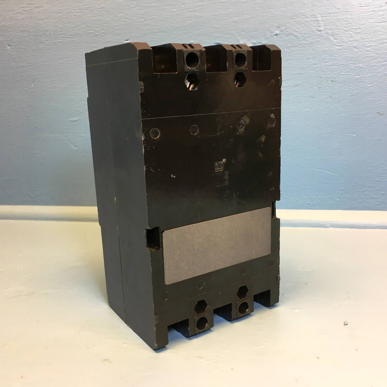 3rd Image of EM2589