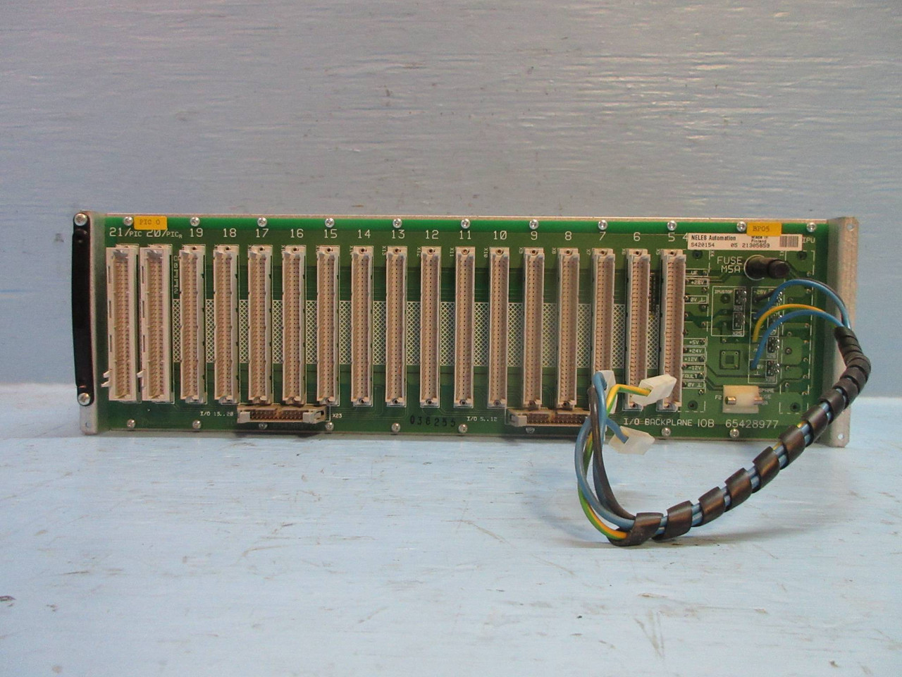 Neles Automation S420154 Rev. 05 PLC Module Chasis Rack & Backplane IOB-65428977 (TK3355-8)