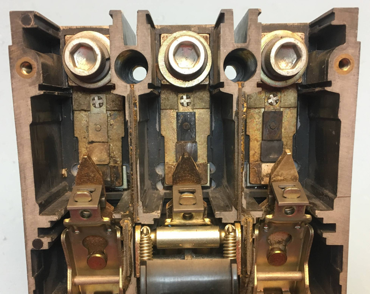 Westinghouse DA3400N 400A Molded Case Switch 240 VAC 3 Pole 5682D28G69 400 Amp (EM2623-1)