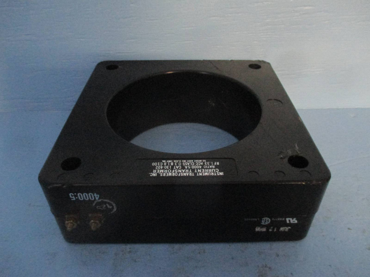 Instrument Transformers 130-402 Current Transformer Ratio 4000:5A CT (DW0554-1)