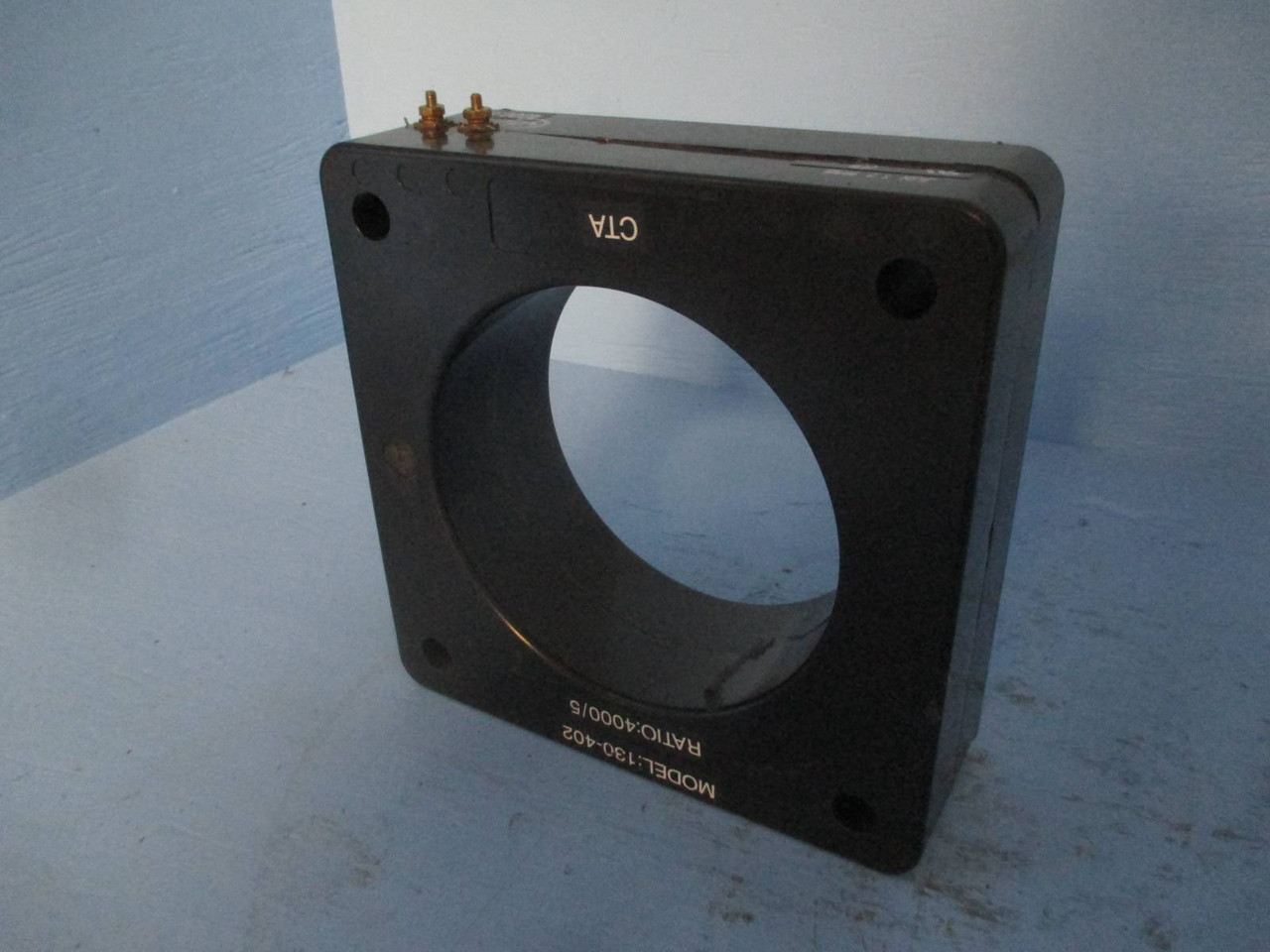 Instrument Transformers 130-402 Current Transformer Ratio 4000:5A CT (DW0554-1)