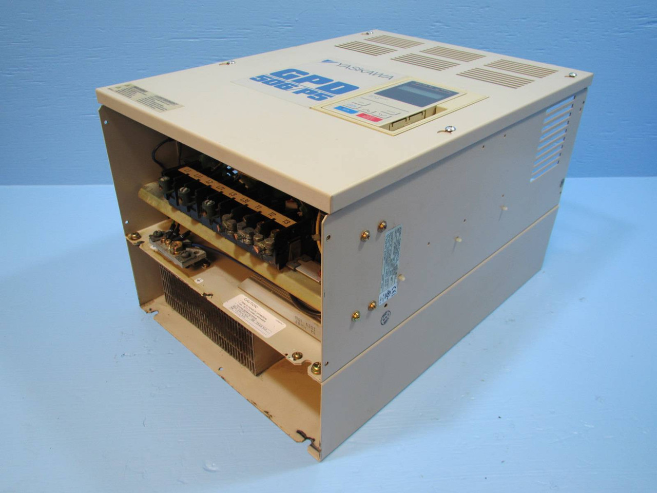 Yaskawa GPD 506/P5 CIMR-P5M4018 30HP 41A AC VS Drive Variable Speed 40181F 3PH (NP1866-5)