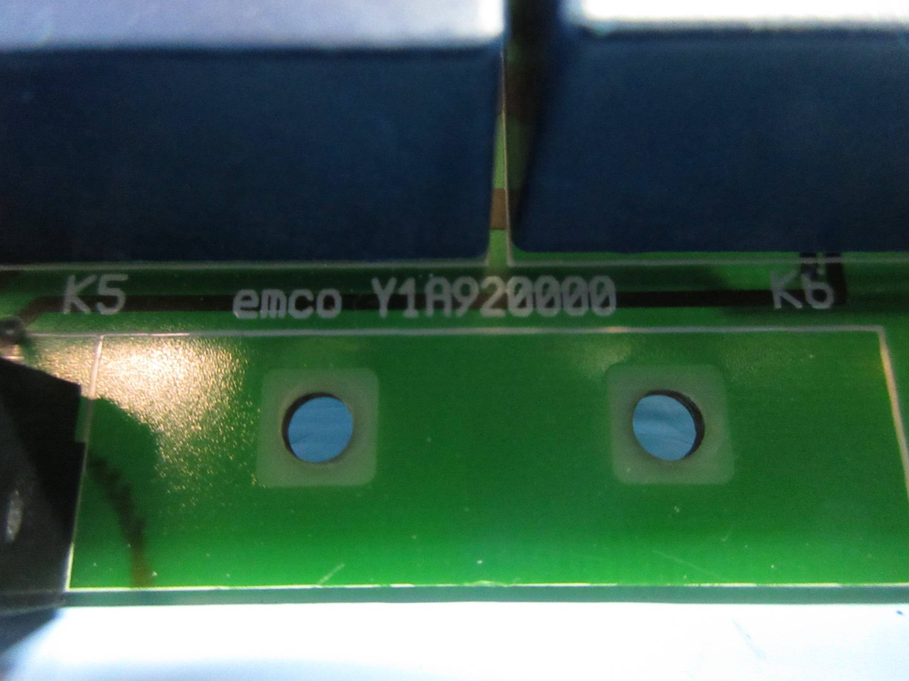 Emco Y1A920001 Relay Board PLC Y1A920001 (TK3484-3)