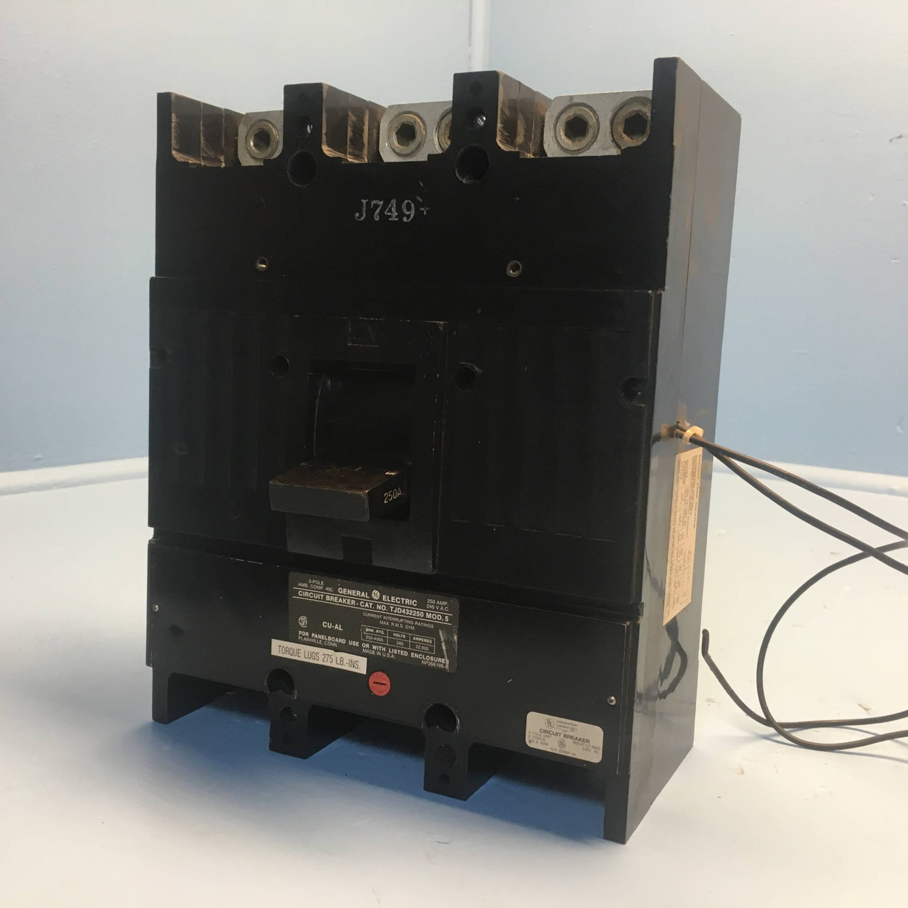 Image of GE TJD432250 250A Circuit Breaker w Shunt 240V 3P Mod 5 250 Amp General Electric