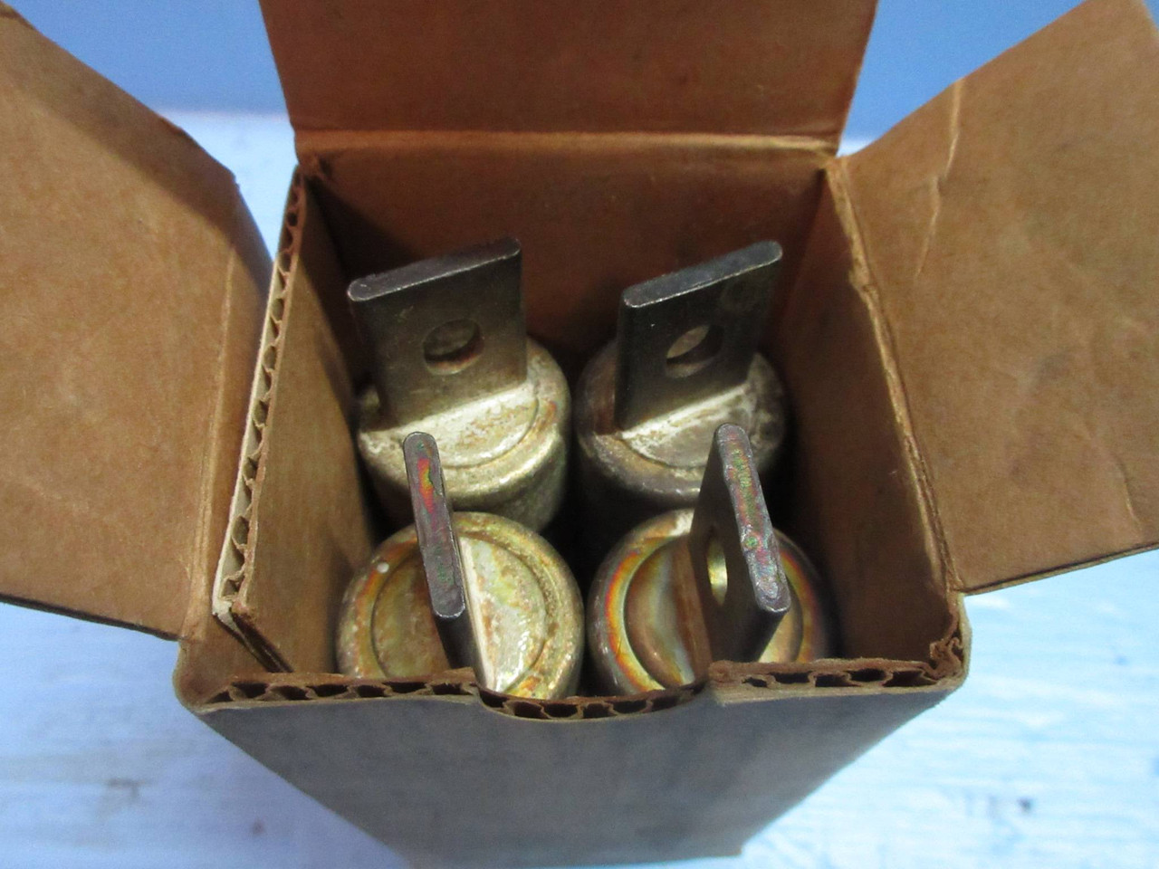 NEW Box of 4 General Electric GF8B-100 CLF Fuses 100 Amp 600V GE GE8B 100A Fuse (TK3553-3)