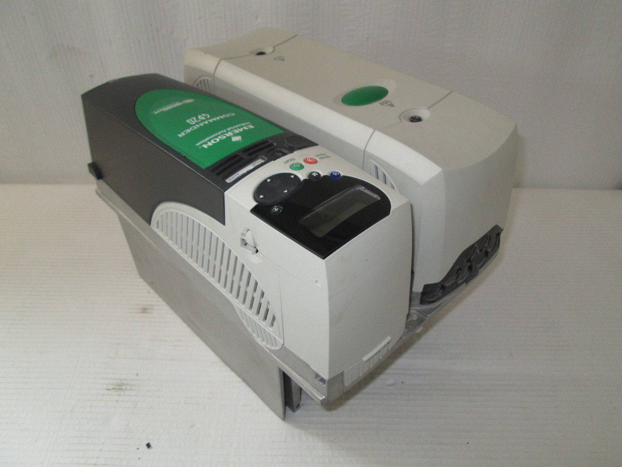 Emerson NEW 20 HP Commander GP20 15 HP AC Drive CGP3202 240V 54A (EBI1247-1)