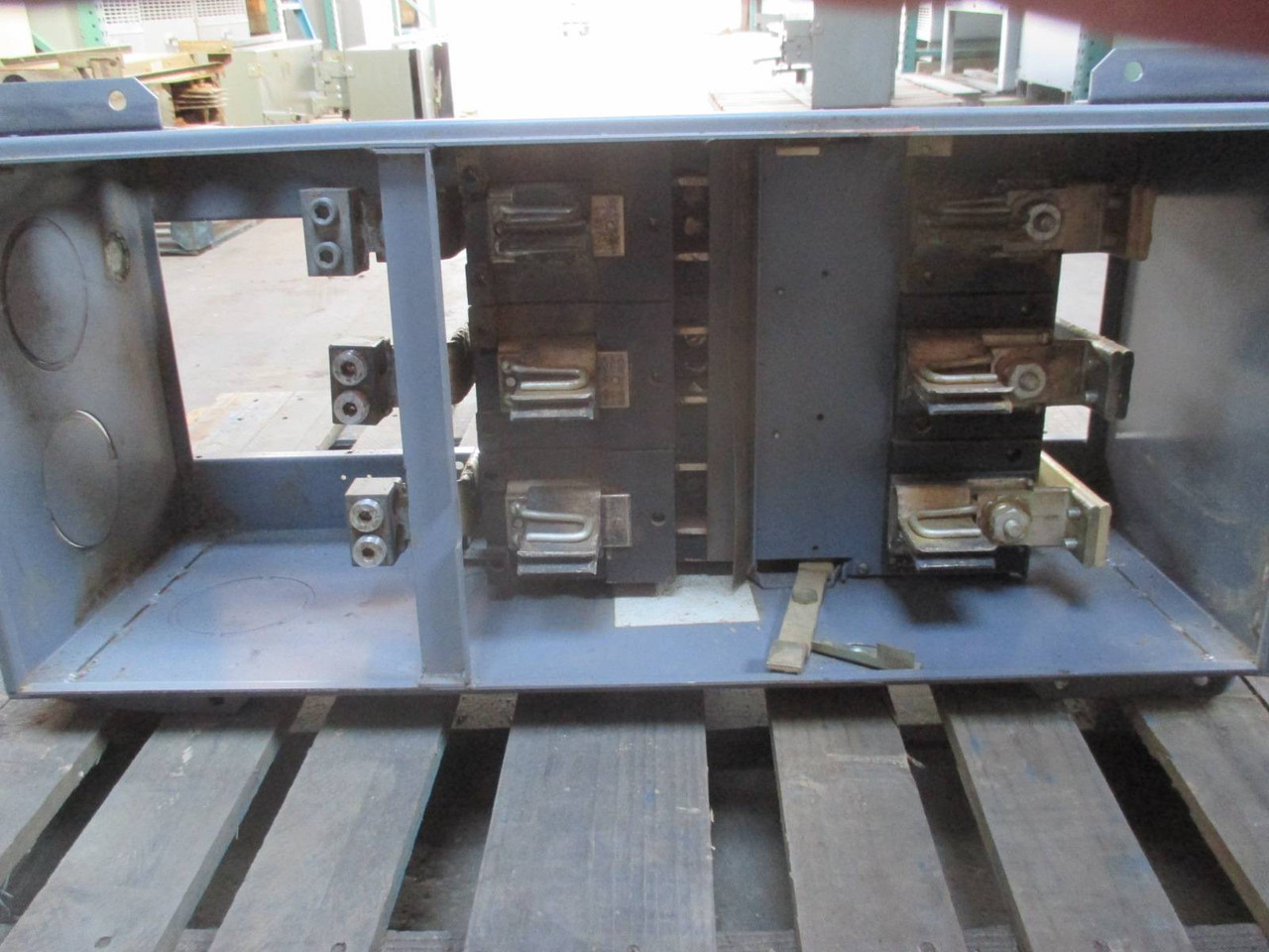 Square D SD-3660LB QMB Saflex Plug-In Unit 600A 600 V 3Ph 3W Bus Plug SD3660 Amp (DW0571-2)