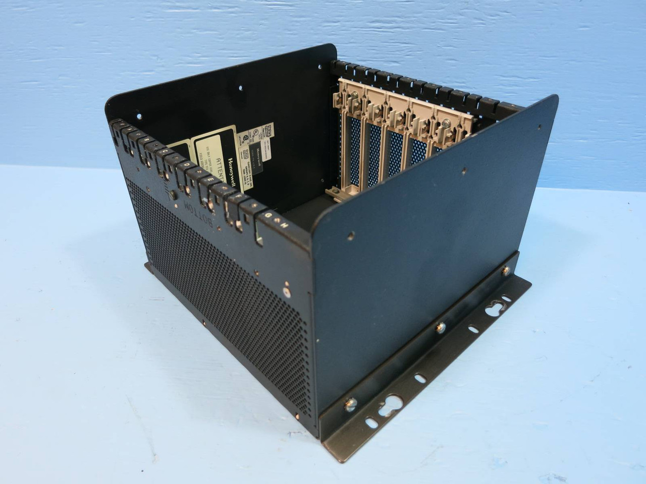 Honeywell 621-9991 Rack Chassis PLC Module 621 I/O 60445 IPC 6219991 In 7 Slot (NP1888-15)