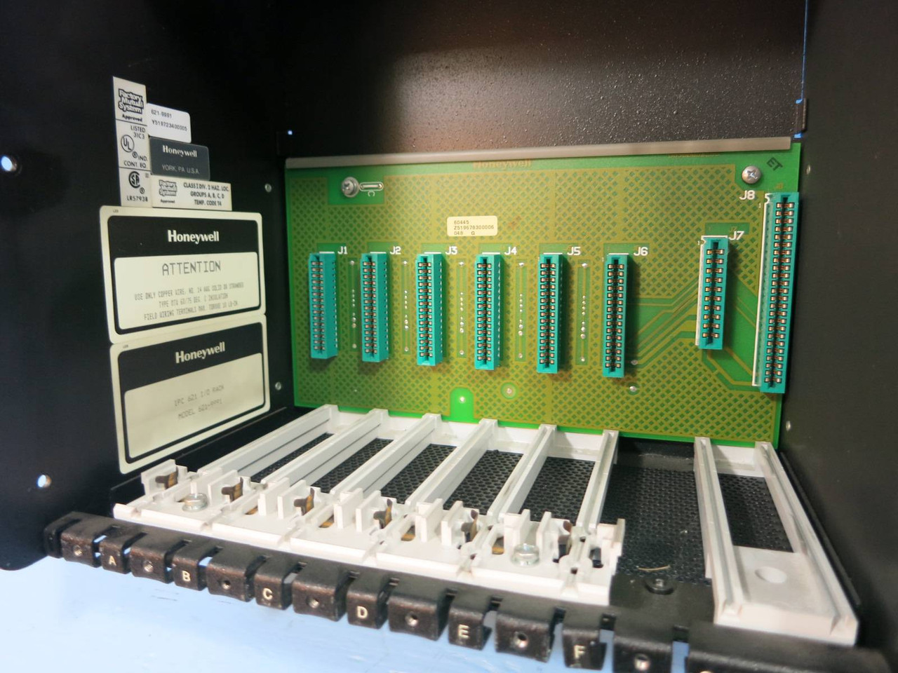 Honeywell 621-9991 Rack Chassis PLC Module 621 I/O 60445 IPC 6219991 In 7 Slot (NP1888-15)