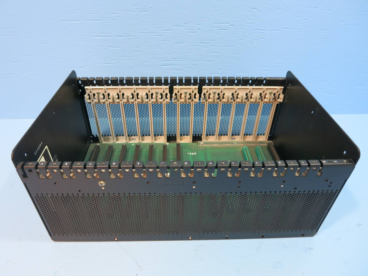 Honeywell 620-2590 Rack Chassis PLC Module 620-25 Processor ISSC IPC 6202590 (NP1889-1)