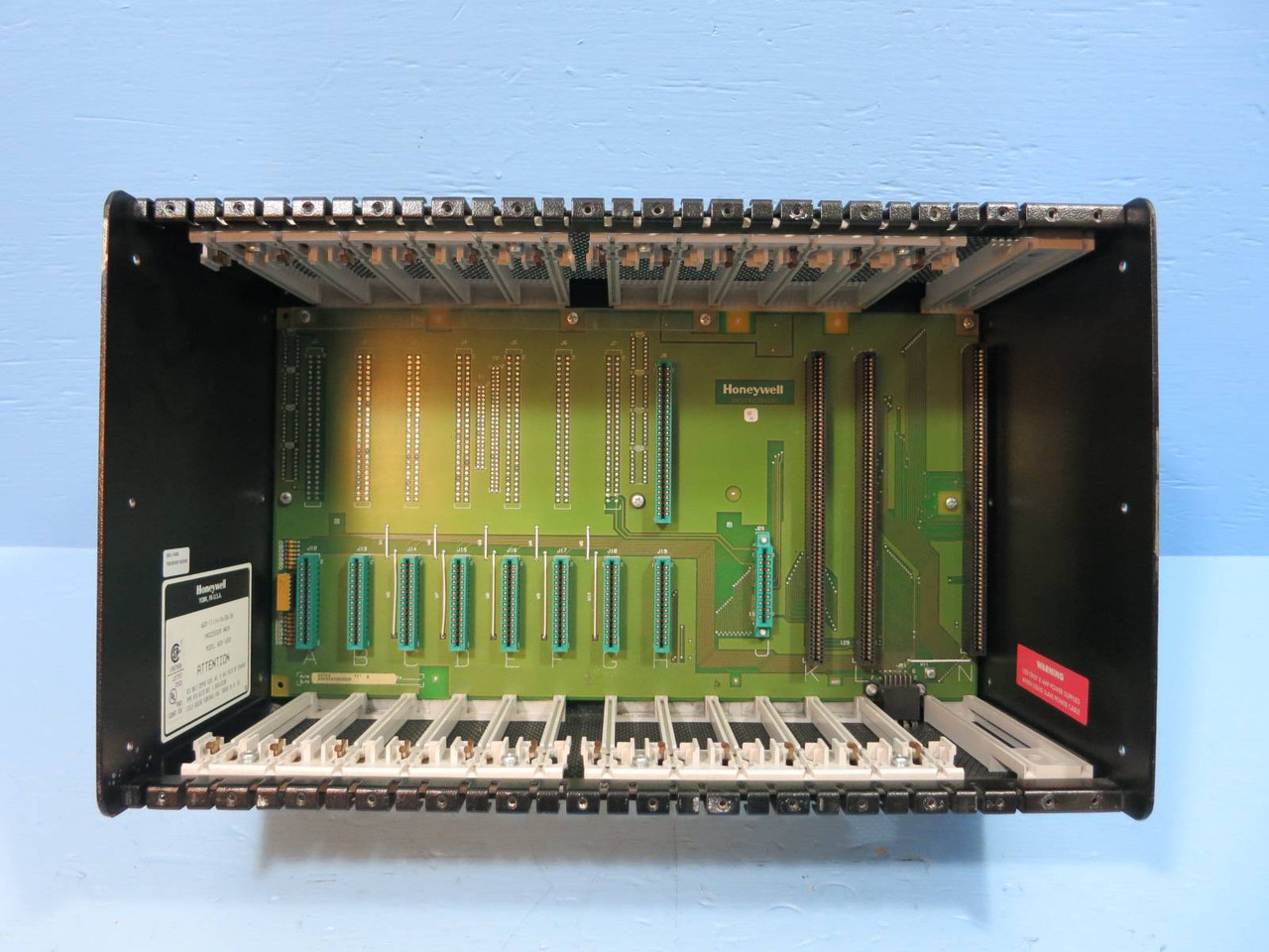 Honeywell 620-1690 Rack Chassis PLC Module 620-11/14/16/26/36 12 Slot Processor (NP1892-1)