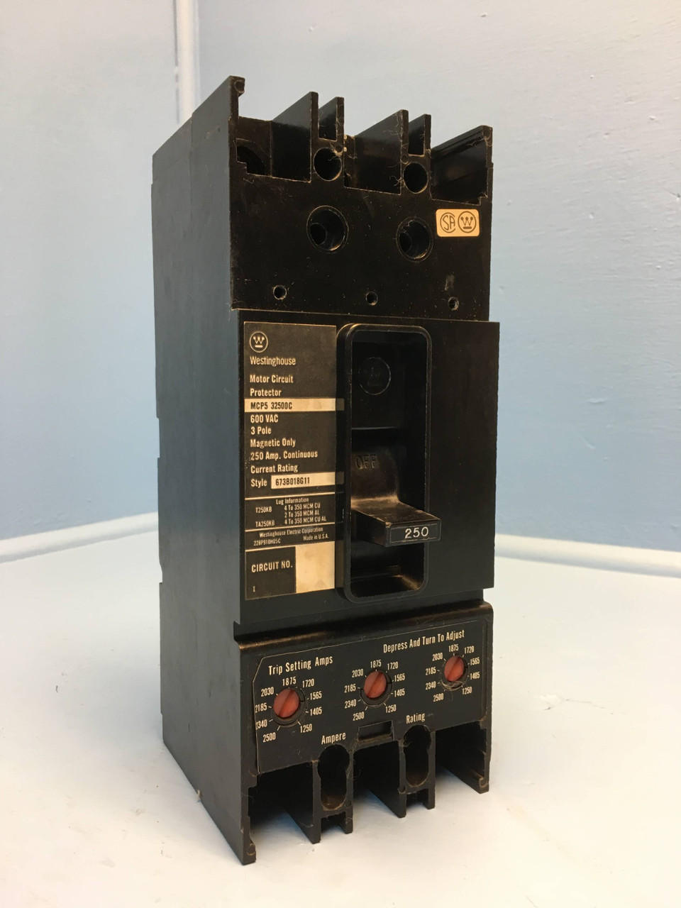 Image of CH Westinghouse MCP532500C 250A Motor Circuit Protector 600V 3P 673B018G11 flaw