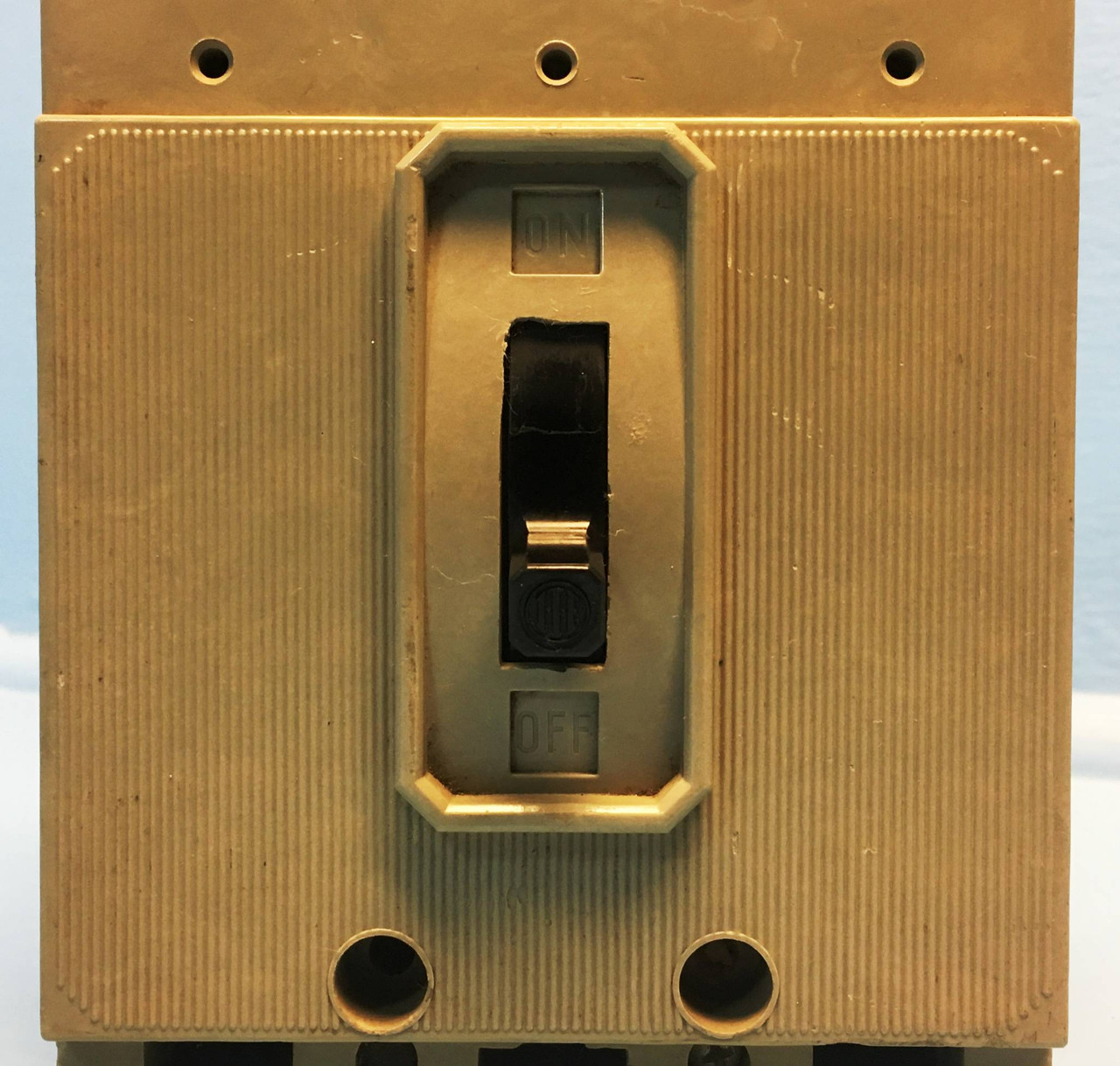 2nd Image of EM2738