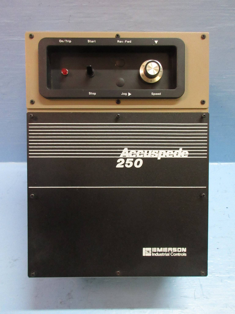 Emerson 02-783211-01 Accuspede 250 AS-250 0.75 HP Adjustable Frequency AC Drive (TK3725-1)