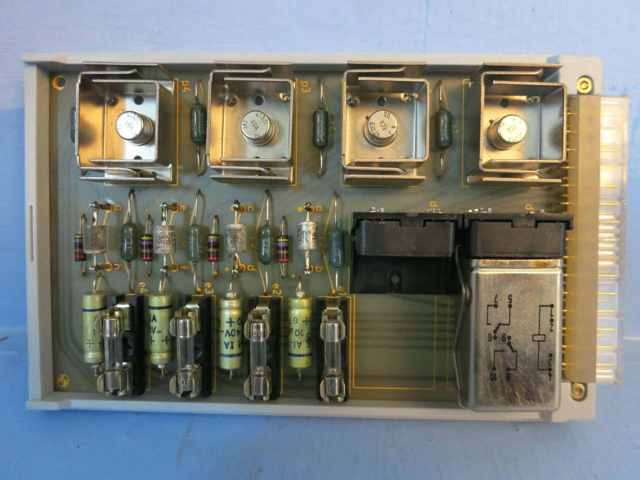 NEW Siemens TS 721 V 33 350a 2x15V 60mA Board PLC 3TS721T34 303 BI.1 E 55/MA-W (PM2837-2)